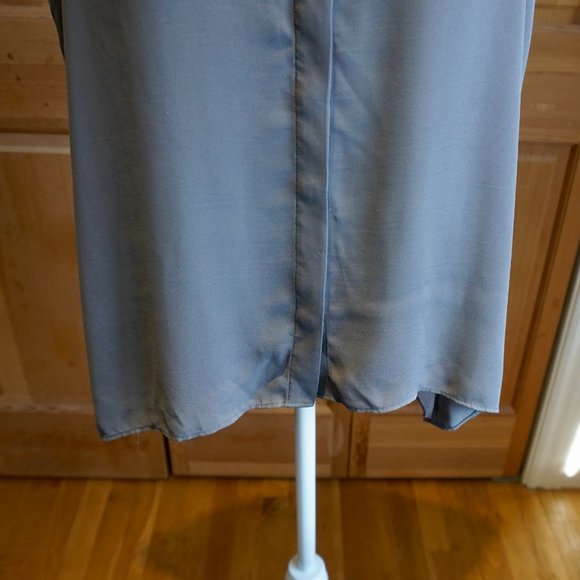 💚 BANANA REPUBLIC Gray Semi-Sheer Pleated Blouse (S) - Picture 7 of 14
